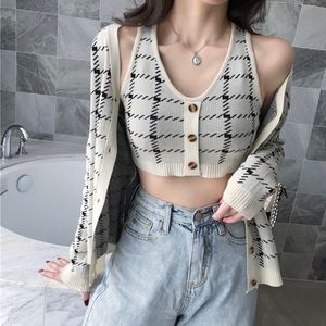 KOREAN Essere Plaid Knit Cardigan Top Set